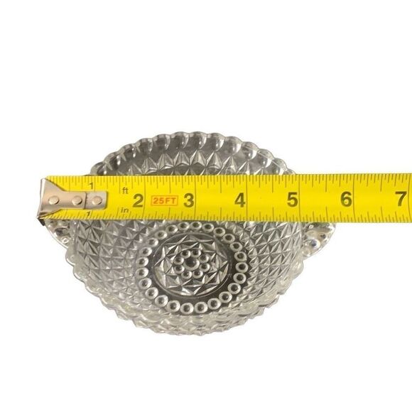Vintage Crystal Cut Double Handle Bowl Elegant Perfect for Candy Keys and More - Picture 8 of 9